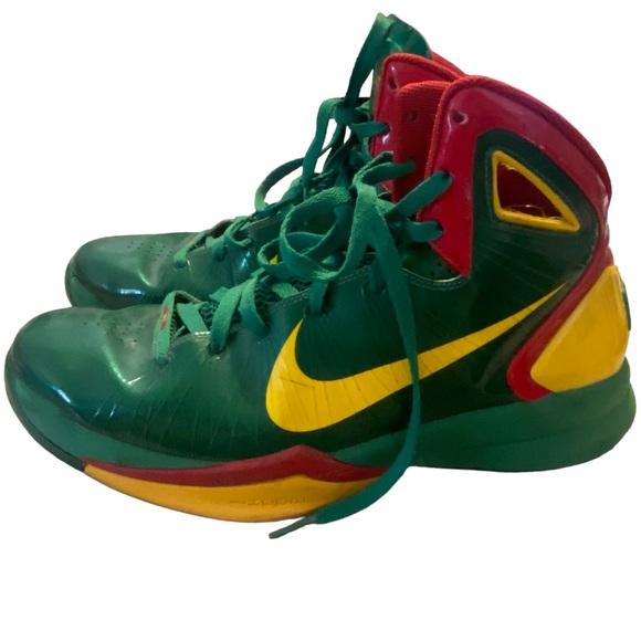 Nike Other - Nike Hyperdunk 2010 Lithuania sneakers size US 12/UK 11 rare color way.